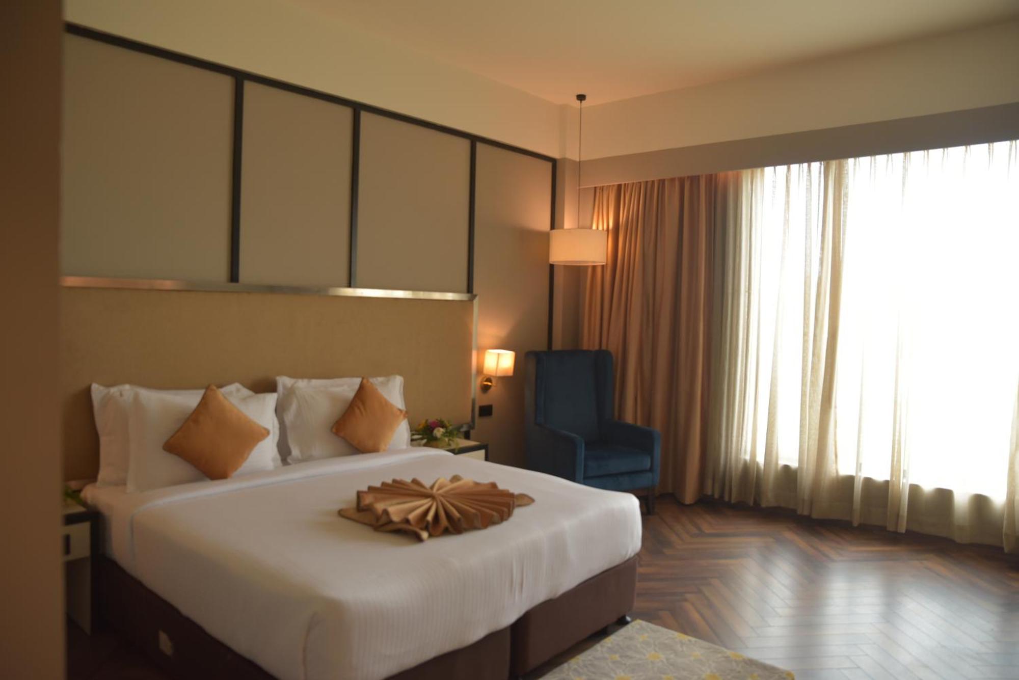 Hotel Polo Towers Agartala Kültér fotó