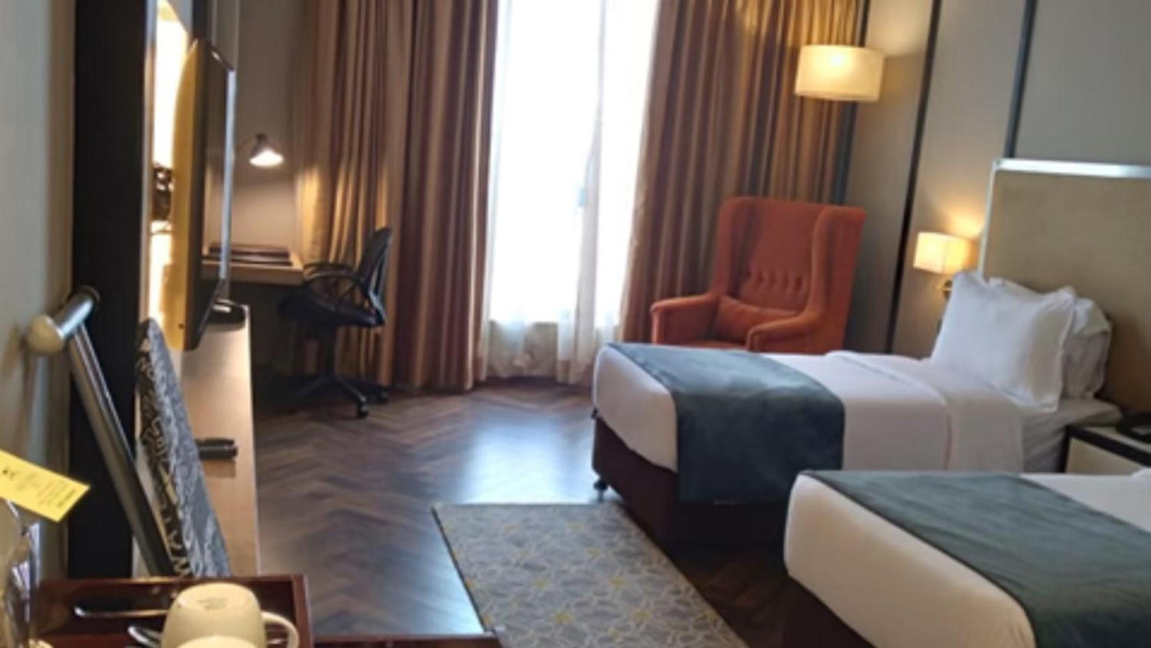 Hotel Polo Towers Agartala Kültér fotó
